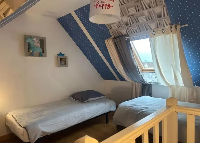 Holiday home Charmante Maison 10 Mn Center Parcs Ailette Laon